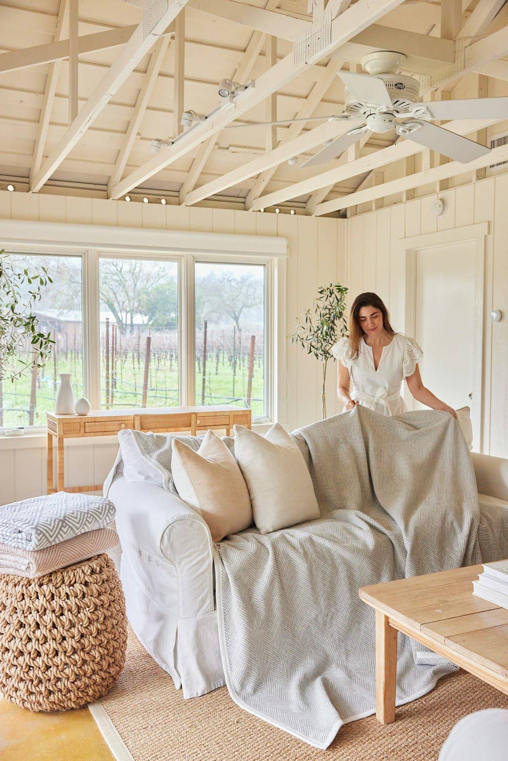 Harborview Herringbone Light Grey Blanket: Original