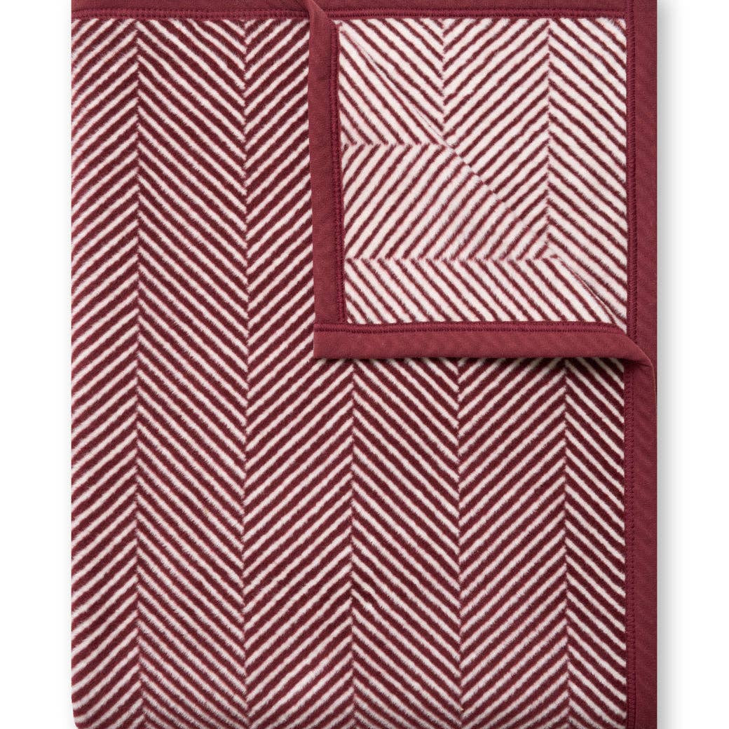 Harborview Herringbone Maroon Blanket: Midi Size