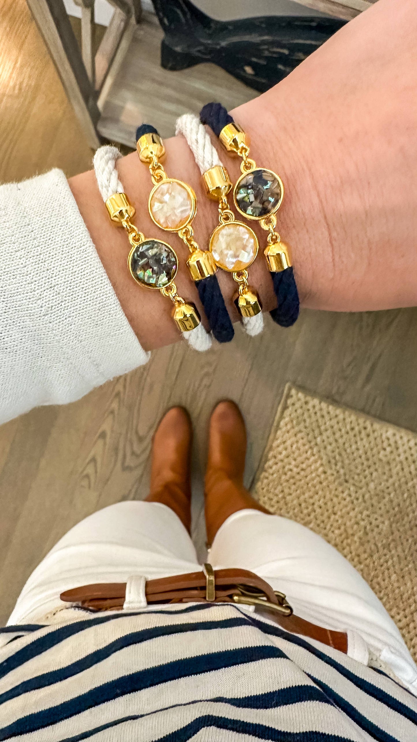 Monomoy - Ivory/Mother of Pearl/Gold - Shell Bracelet