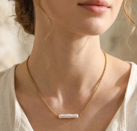Halo Pearl Bar Necklace