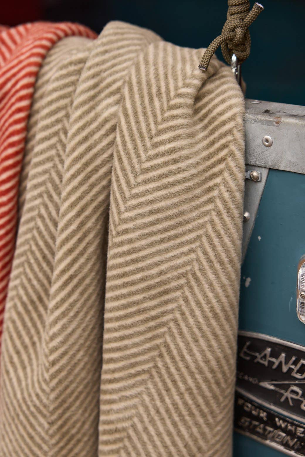 Harborview Herringbone Dune Blanket: Original Size