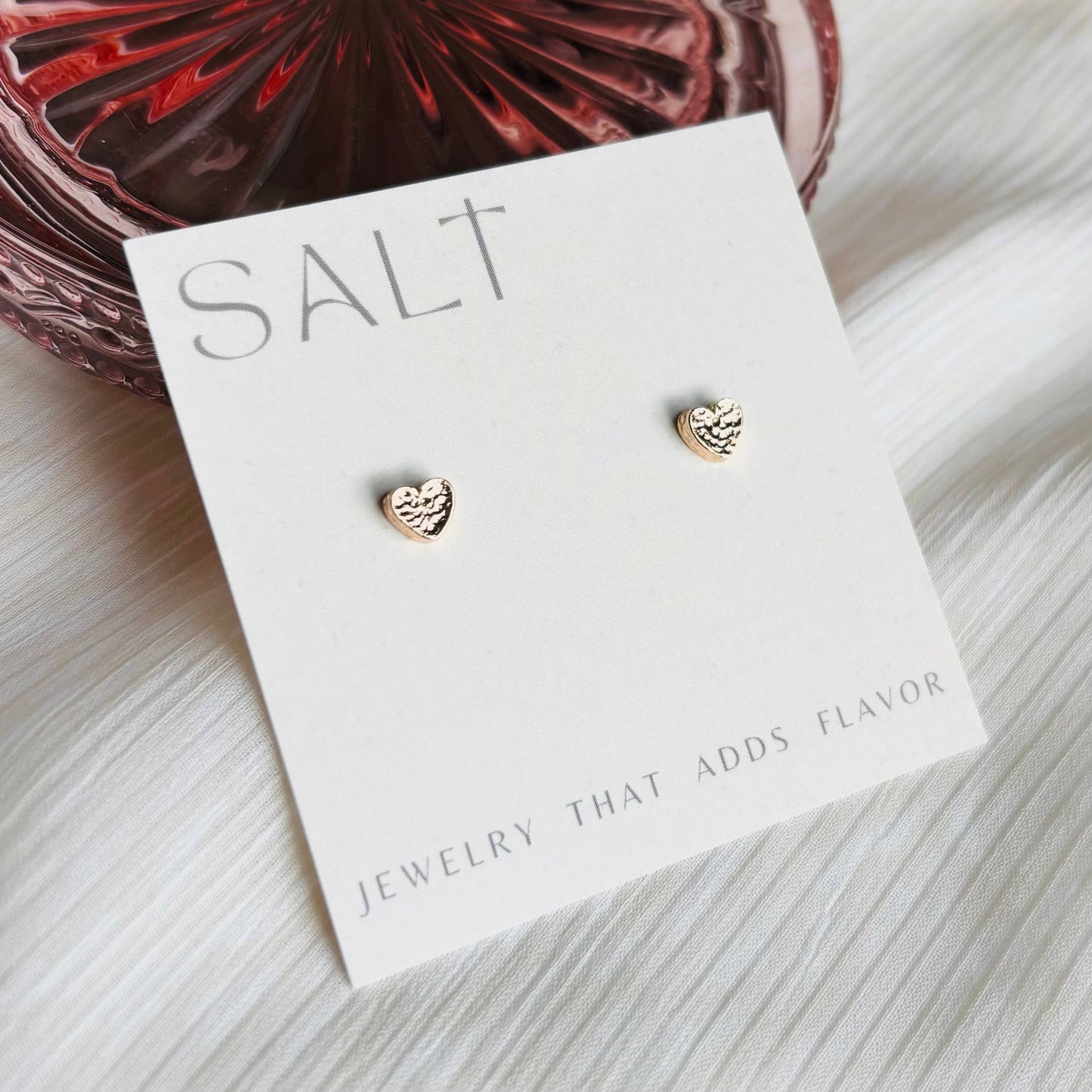 18k Gold Hammered Heart Studs