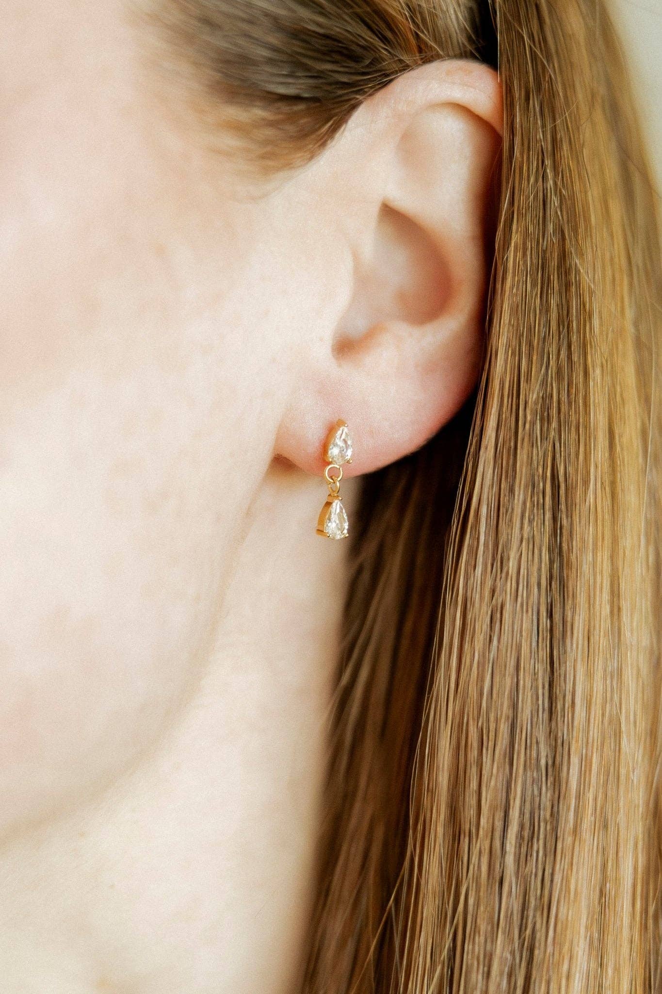 Screwback Stud Earrings - Vivian