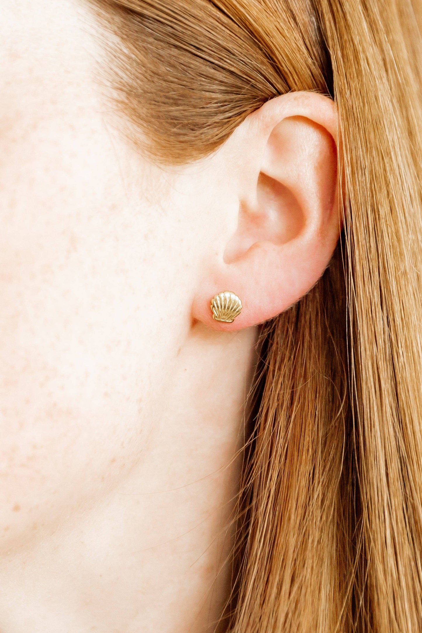 Screwback Stud Earrings - Marina