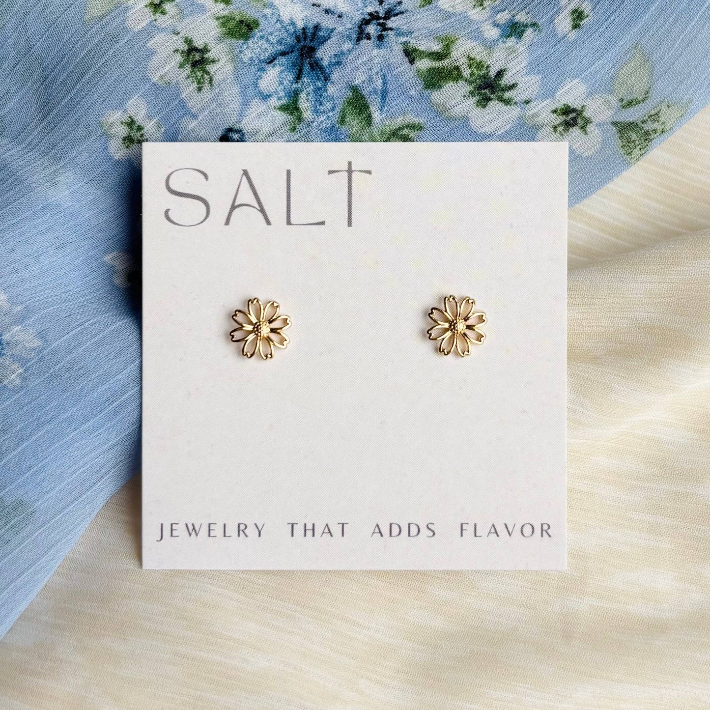 Daisy Outline Studs