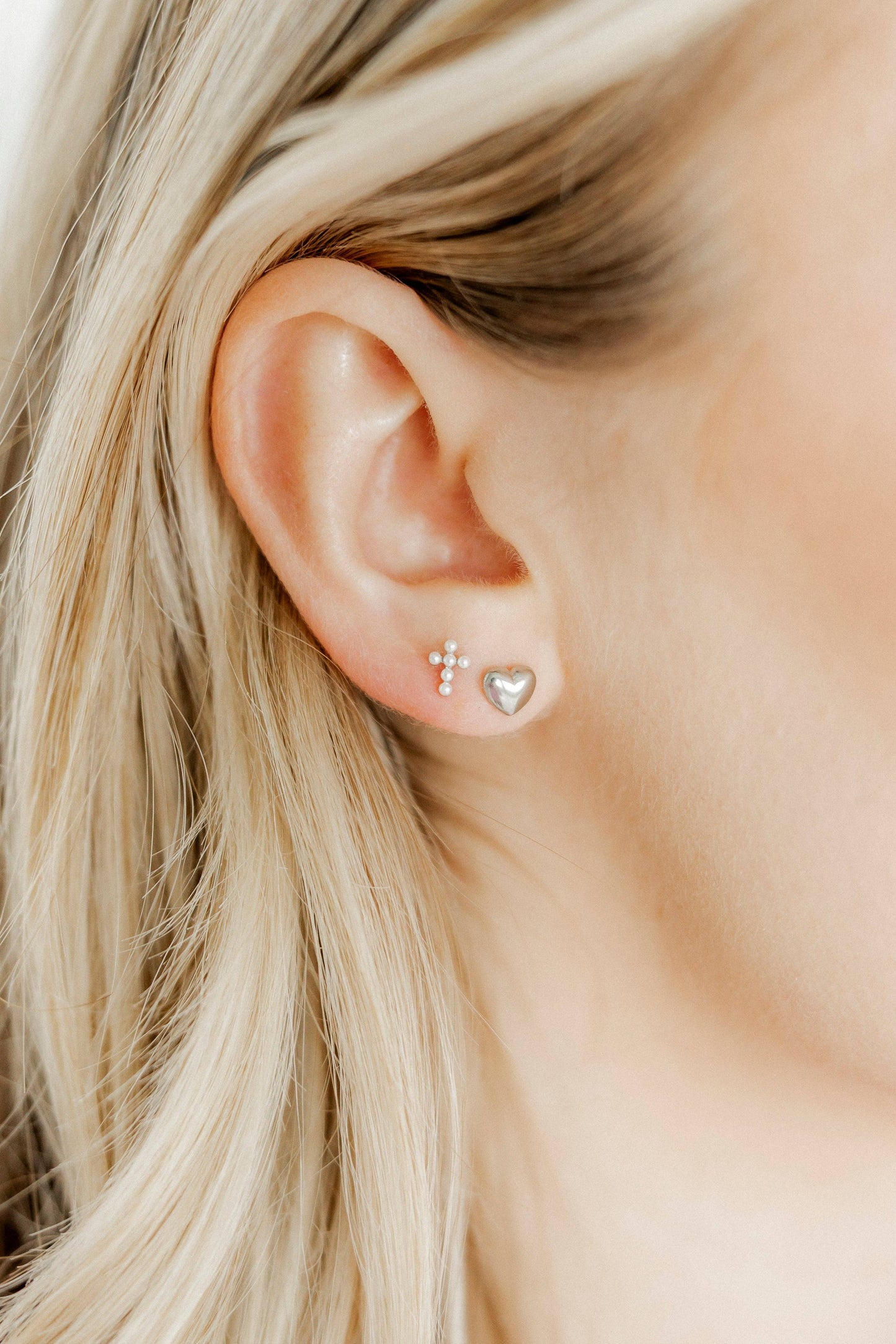 Screwback Stud Earrings - Hadley Silver