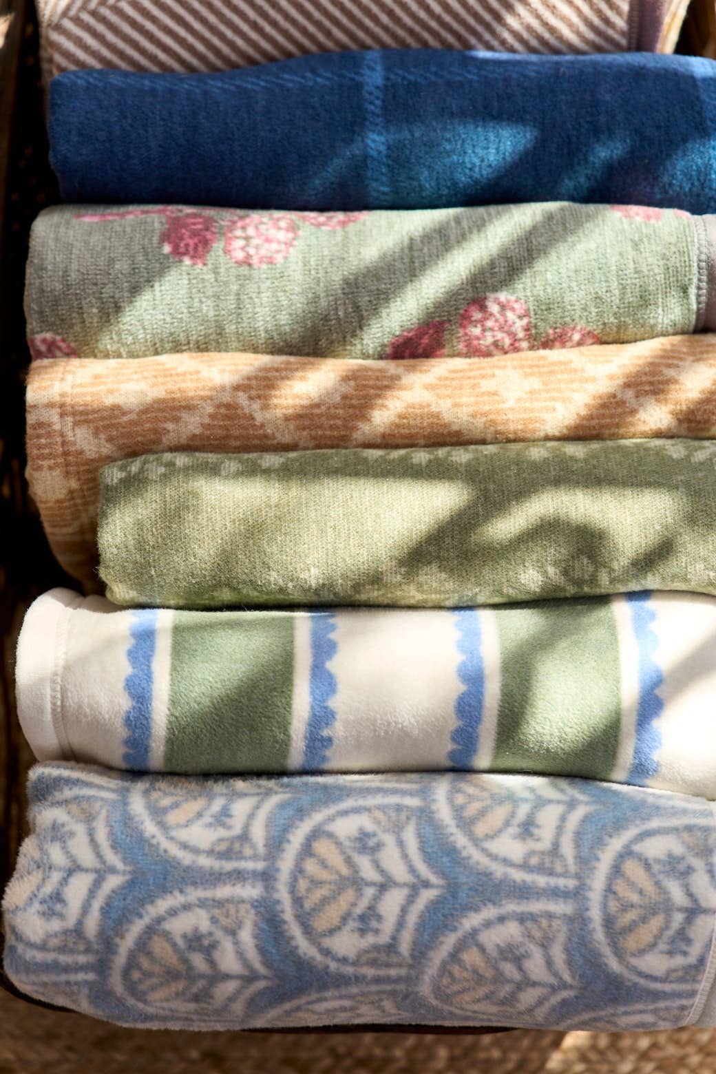 Harvest Weave Lightweight Blanket: Lightweight