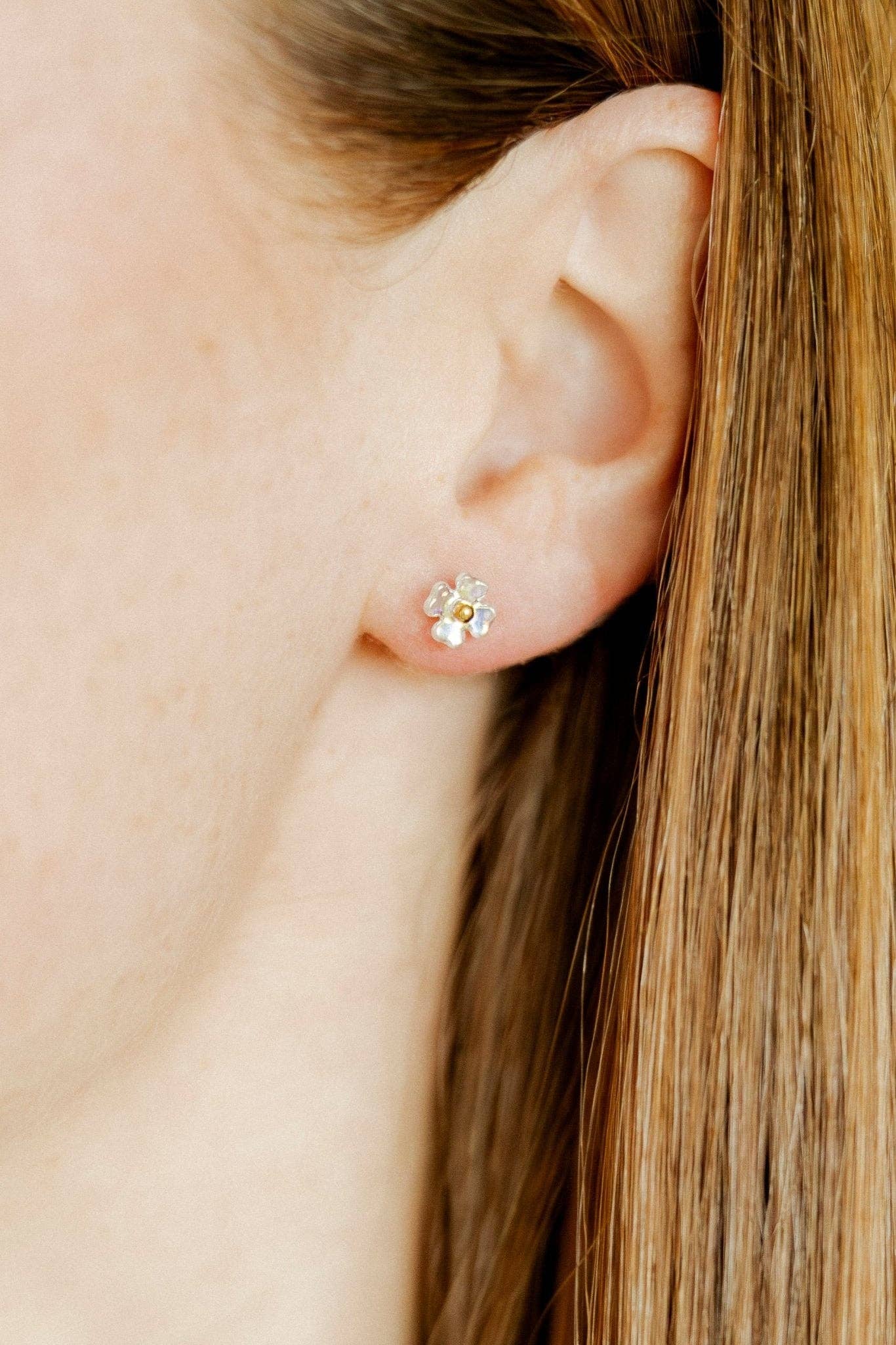 Screwback Stud Earrings - Sloane