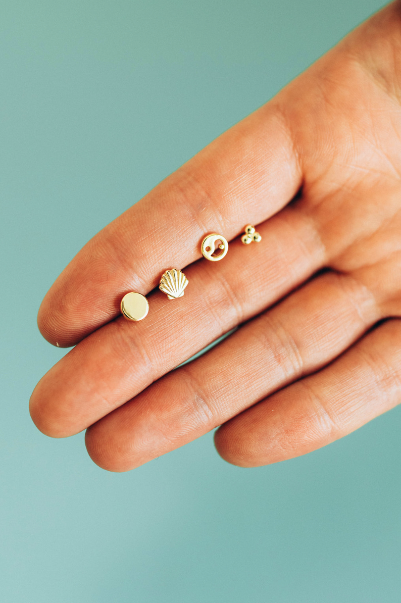 Keeli Earrings: Gold