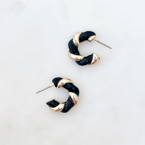 Enamel Twist Huggies